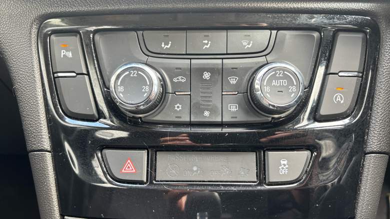 Vauxhall Mokka X 1.6i Active 5dr Petrol Hatchback